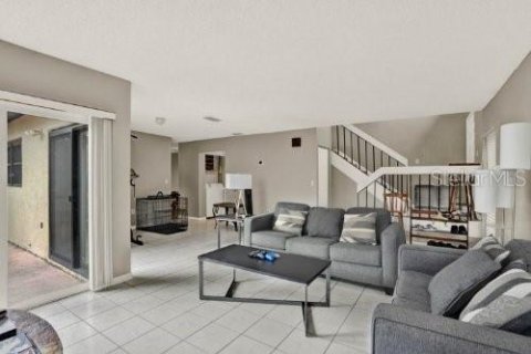 Adosado en venta en Kissimmee, Florida, 3 dormitorios, 147.34 m2 № 2223061 - foto 3
