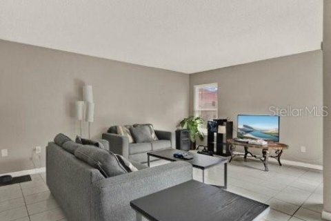 Adosado en venta en Kissimmee, Florida, 3 dormitorios, 147.34 m2 № 2223061 - foto 7