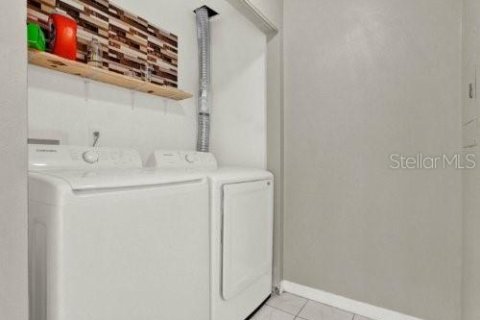 Adosado en venta en Kissimmee, Florida, 3 dormitorios, 147.34 m2 № 2223061 - foto 21
