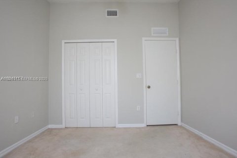 Condominio en alquiler en Homestead, Florida, 2 dormitorios, 75.72 m2 № 1984693 - foto 10