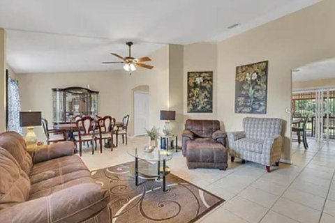 Villa ou maison à vendre à Palm Coast, Floride: 4 chambres, 167.69 m2 № 2287802 - photo 5