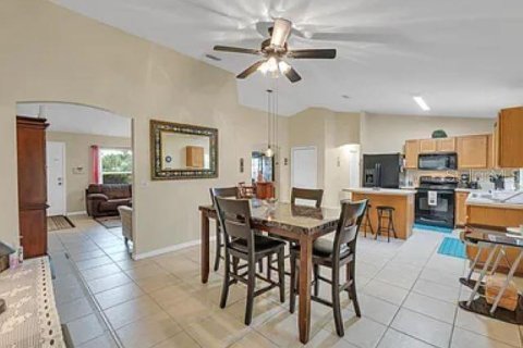 Villa ou maison à vendre à Palm Coast, Floride: 4 chambres, 167.69 m2 № 2287802 - photo 7