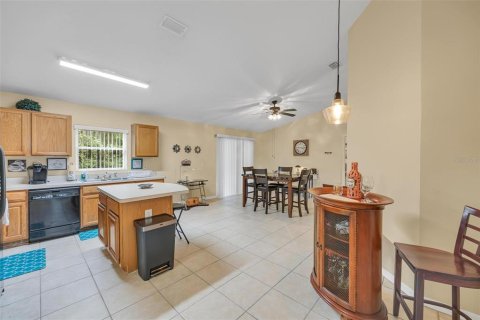 Villa ou maison à vendre à Palm Coast, Floride: 4 chambres, 167.69 m2 № 2287802 - photo 9