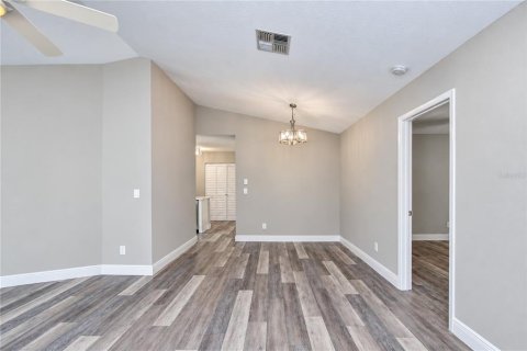 Casa en venta en Tampa, Florida, 3 dormitorios, 125.05 m2 № 2384164 - foto 6