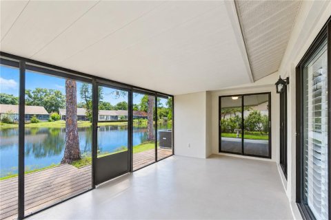 Casa en venta en Tampa, Florida, 3 dormitorios, 125.05 m2 № 2384164 - foto 12
