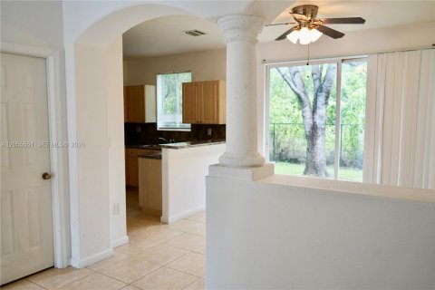 Touwnhouse à louer à Homestead, Floride: 3 chambres, 120.96 m2 № 2172771 - photo 6