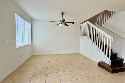Touwnhouse à Homestead, Floride 3 chambres, 120.96 m2 № 2172771