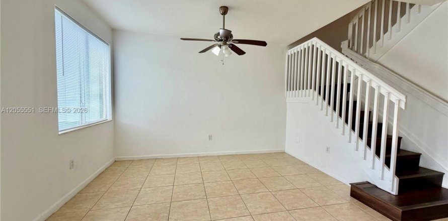 Touwnhouse à Homestead, Floride 3 chambres, 120.96 m2 № 2172771