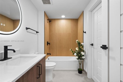 Condominio en alquiler en Miami, Florida, 2 dormitorios, 76.92 m2 № 2047634 - foto 16