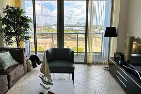 Condo in Miami Beach, Florida, 1 bedroom  № 1861979 - photo 25