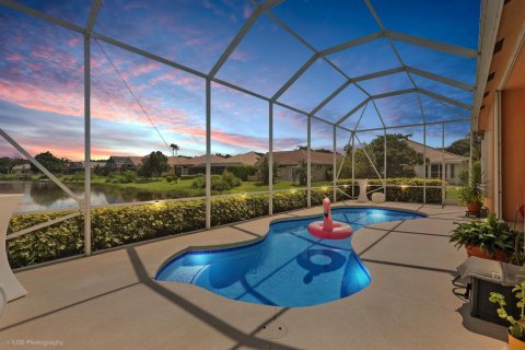 Villa ou maison à vendre à Port St. Lucie, Floride: 4 chambres, 252.32 m2 № 2249249 - photo 22