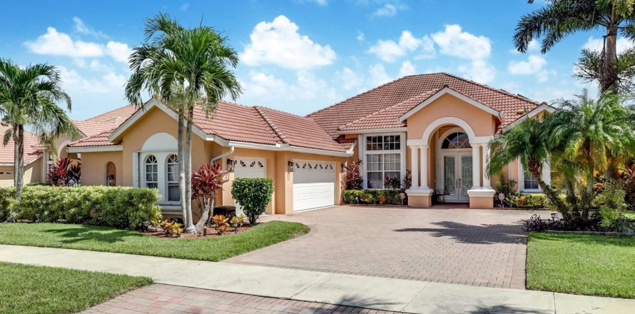 Villa ou maison à Port St. Lucie, Floride 4 chambres, 252.32 m2 № 2249249