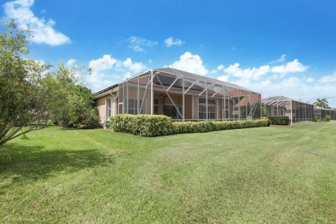 Villa ou maison à vendre à Port St. Lucie, Floride: 4 chambres, 252.32 m2 № 2249249 - photo 23