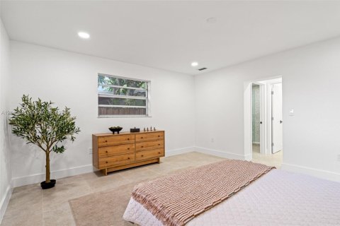 Villa ou maison à vendre à Palmetto Bay, Floride: 3 chambres, 140.56 m2 № 2244185 - photo 28
