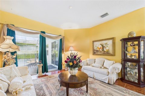 House in Clermont, Florida 4 bedrooms, 264.12 sq.m. № 1898939 - photo 4