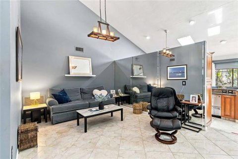 Villa ou maison à vendre à Sarasota, Floride: 5 chambres, 284.1 m2 № 2348189 - photo 9