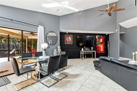 Villa ou maison à vendre à Sarasota, Floride: 5 chambres, 284.1 m2 № 2348189 - photo 14