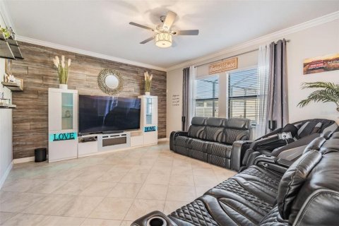House in Wesley Chapel, Florida 5 bedrooms, 275.36 sq.m. № 1850951 - photo 21