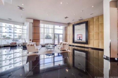 Condo in Hollywood, Florida, 3 bedrooms  № 1997727 - photo 30