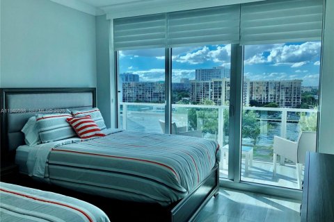 Condo in Hollywood, Florida, 3 bedrooms  № 1997727 - photo 19