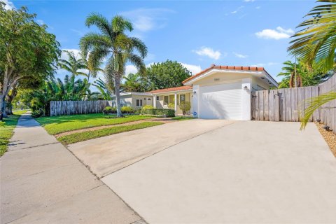 Villa ou maison à Fort Lauderdale, Floride 3 chambres, 123.56 m2 № 842142