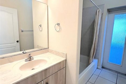 Villa ou maison à louer à Palm Coast, Floride: 4 chambres, 188.87 m2 № 2167752 - photo 20