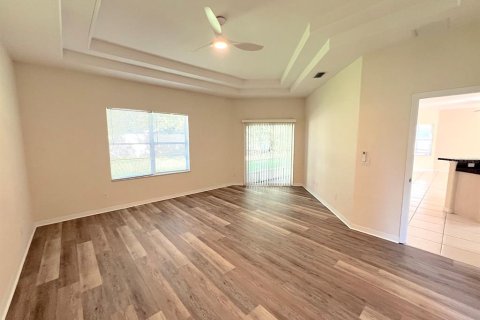Villa ou maison à louer à Palm Coast, Floride: 4 chambres, 188.87 m2 № 2167752 - photo 10