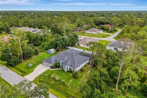 House in North Port, Florida 4 bedrooms, 255.48 sq.m. № 1795156 - photo 7