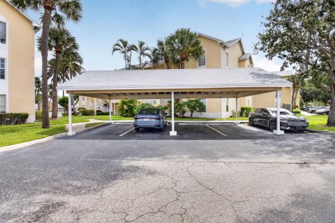 Condo in Boca Raton, Florida, 2 bedrooms  № 2189172 - photo 2