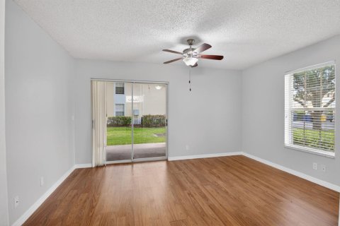 Condo in Boca Raton, Florida, 2 bedrooms  № 2189172 - photo 17