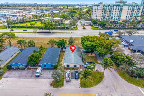 Propiedad comercial en venta en Pompano Beach, Florida, 238.76 m2 № 2031880 - foto 18