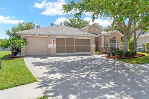 Casa en venta en Land O' Lakes, Florida, 4 dormitorios, 247.58 m2 № 1853404 - foto 2