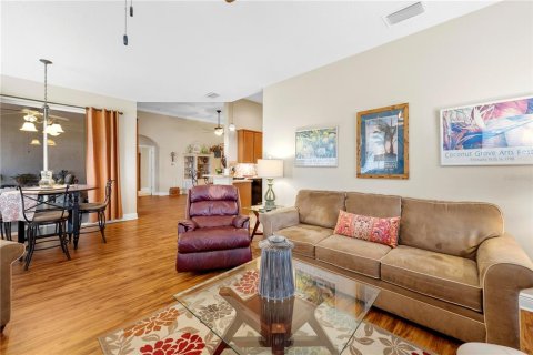 Casa en venta en Land O' Lakes, Florida, 4 dormitorios, 247.58 m2 № 1853404 - foto 26