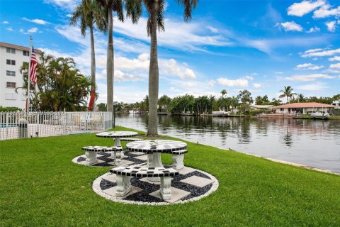 Condo in Fort Lauderdale, Florida, 1 bedroom  № 1986101 - photo 2