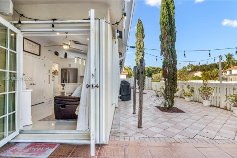 Casa en venta en Coconut Creek, Florida, 3 dormitorios, 134.99 m2 № 1999068 - foto 24