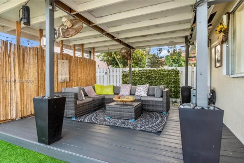 Casa en venta en Coconut Creek, Florida, 3 dormitorios, 134.99 m2 № 1999068 - foto 30