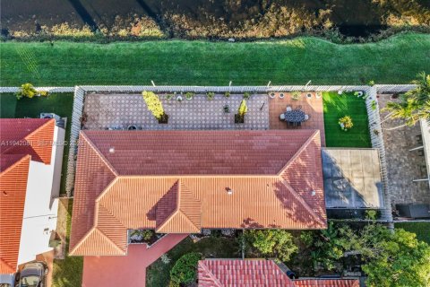 Casa en venta en Coconut Creek, Florida, 3 dormitorios, 134.99 m2 № 1999068 - foto 5