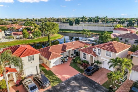 Casa en venta en Coconut Creek, Florida, 3 dormitorios, 134.99 m2 № 1999068 - foto 8