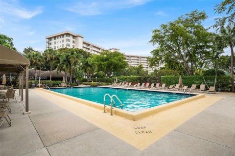 Condo in Pompano Beach, Florida, 3 bedrooms  № 1709609 - photo 23