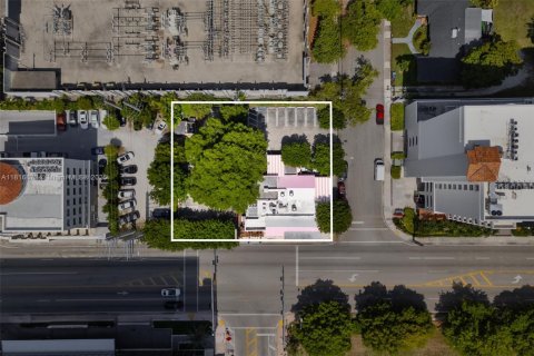 Immobilier commercial à vendre à Miami, Floride № 1790585 - photo 4