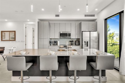 Apartment in Fort Lauderdale, Florida 3 bedrooms, 165.37 sq.m. № 2069401 - photo 2