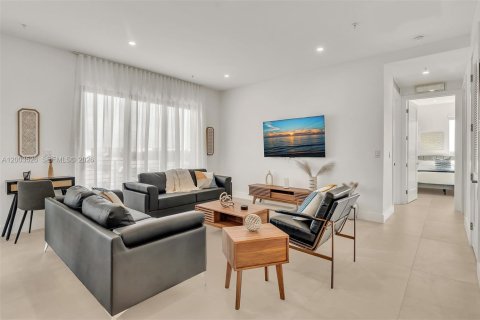 Apartment in Fort Lauderdale, Florida 3 bedrooms, 165.37 sq.m. № 2069401 - photo 5