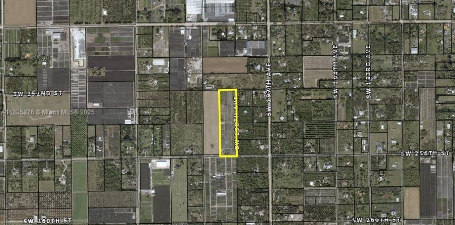 Immobilier commercial à Homestead, Floride № 2021591