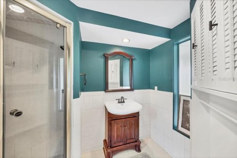 House in Placida, Florida 2 bedrooms, 119.47 sq.m. № 2096878 - photo 8