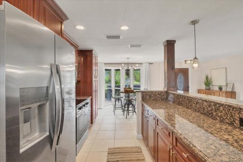 House in Placida, Florida 2 bedrooms, 119.47 sq.m. № 2096878 - photo 24