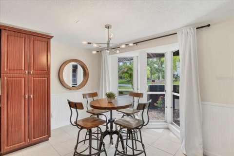 House in Placida, Florida 2 bedrooms, 119.47 sq.m. № 2096878 - photo 26