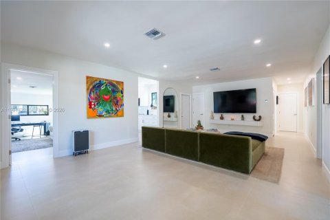 Villa ou maison à louer à North Bay Village, Floride: 4 chambres, 153.1 m2 № 2052423 - photo 6