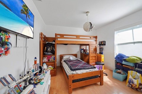 Villa ou maison à louer à Weston, Floride: 4 chambres, 192.59 m2 № 2044134 - photo 23