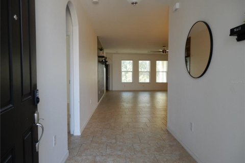 Villa ou maison à louer à Kissimmee, Floride: 4 chambres, 220.55 m2 № 1842224 - photo 2