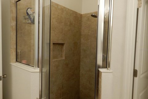 Villa ou maison à louer à Kissimmee, Floride: 4 chambres, 220.55 m2 № 1842224 - photo 12